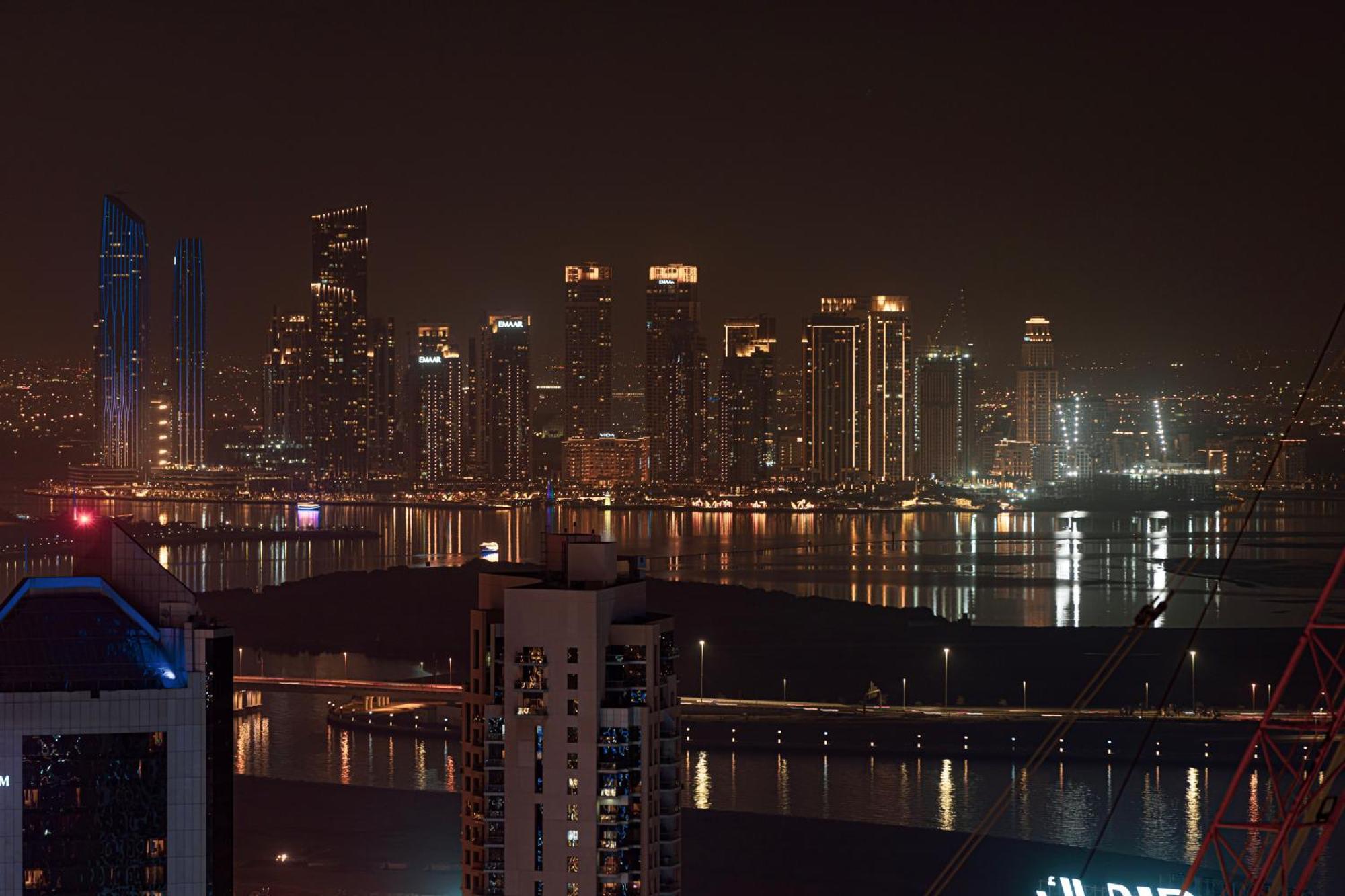 Smartstay At Burj Royale - Full Burj Khalifa View - Brand New Luxury Apartments Dubái Exterior foto