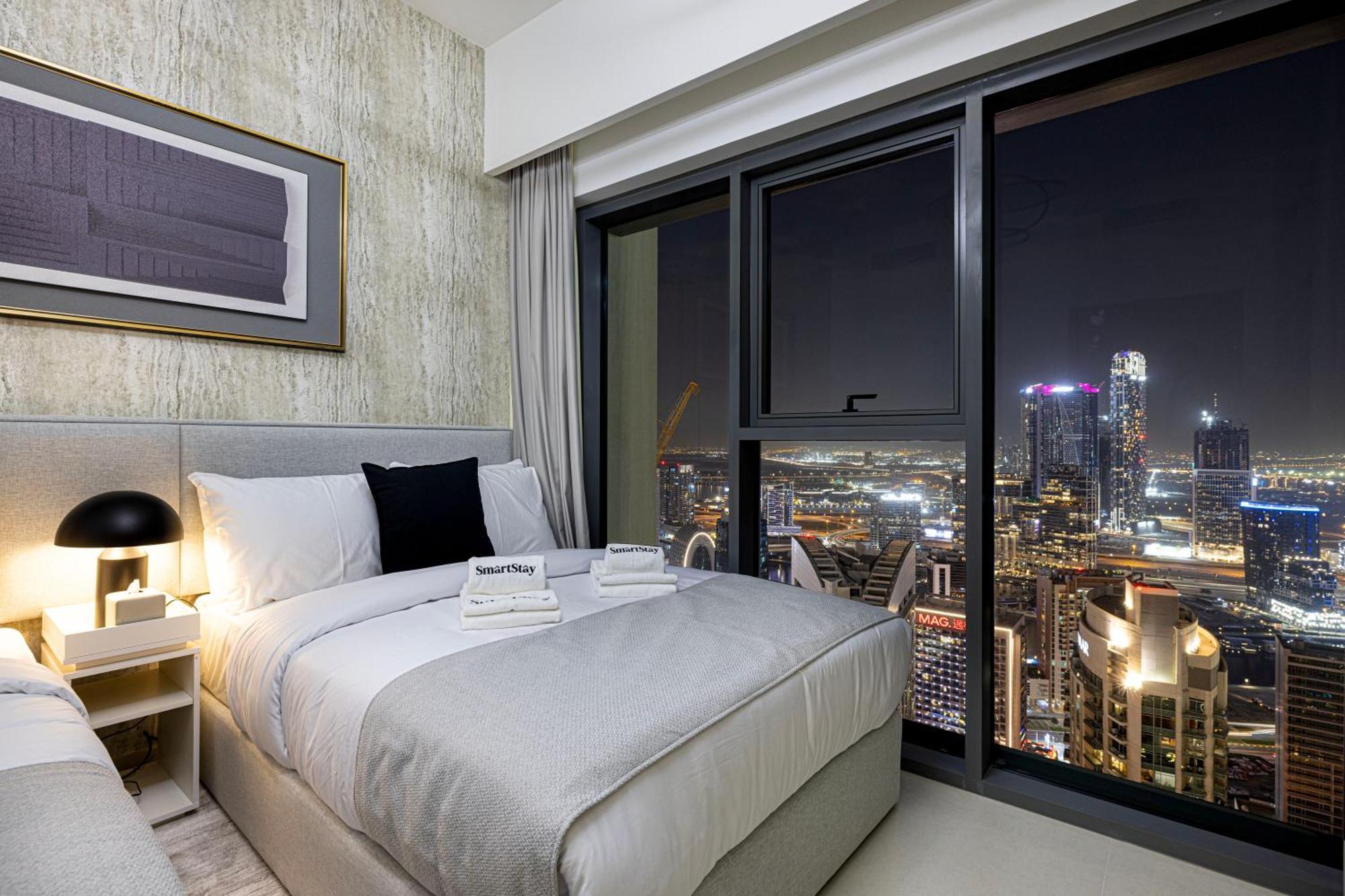 Smartstay At Burj Royale - Full Burj Khalifa View - Brand New Luxury Apartments Dubái Exterior foto